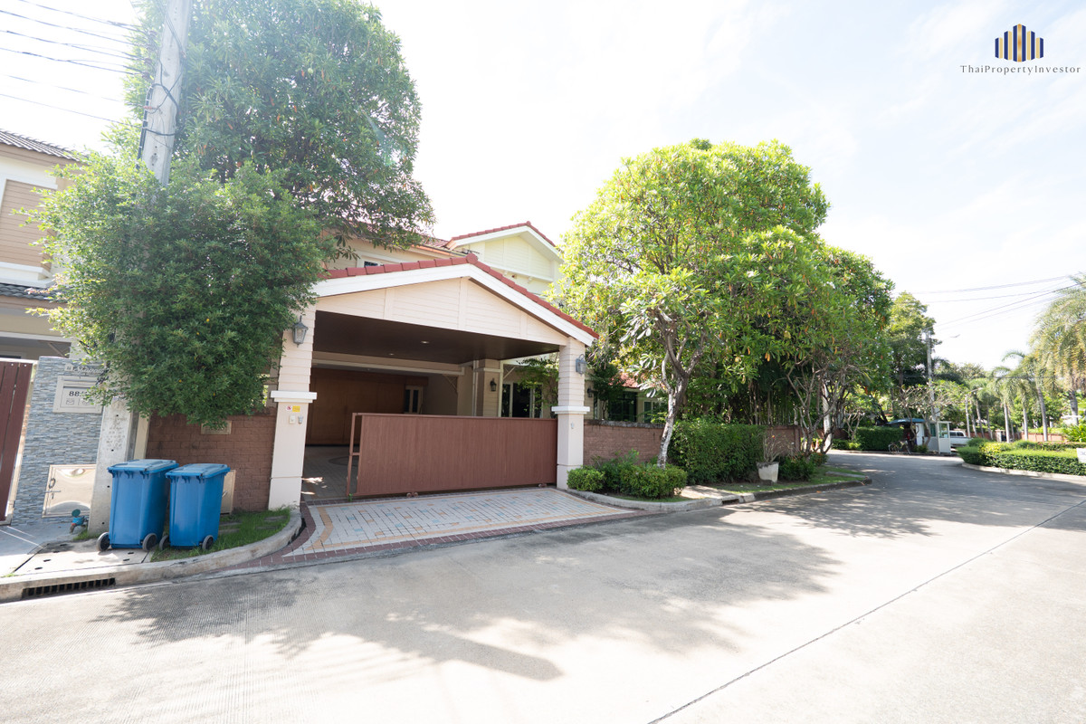 ขายบ้านพระราม 5 ราชพฤกษ์ บางกรวย : ต้นโครงการ หลังมุม บิ้วอิน ต่อเติม แล้วทั้งหลัง พร้อมอยู่ ราคาคุ้มค่า!! ขาย บ้านเดี่ยว หมู่บ้าน คาซ่าแกรนด์ ราชพฤกษ์-รัตนาธิเบศร์ 110.6 ตารางวา ติดถนน ราชพฤกษ์ ใกล้ MRT สายสี่ม่วง ถนน รัตนาธิเบศร์ 