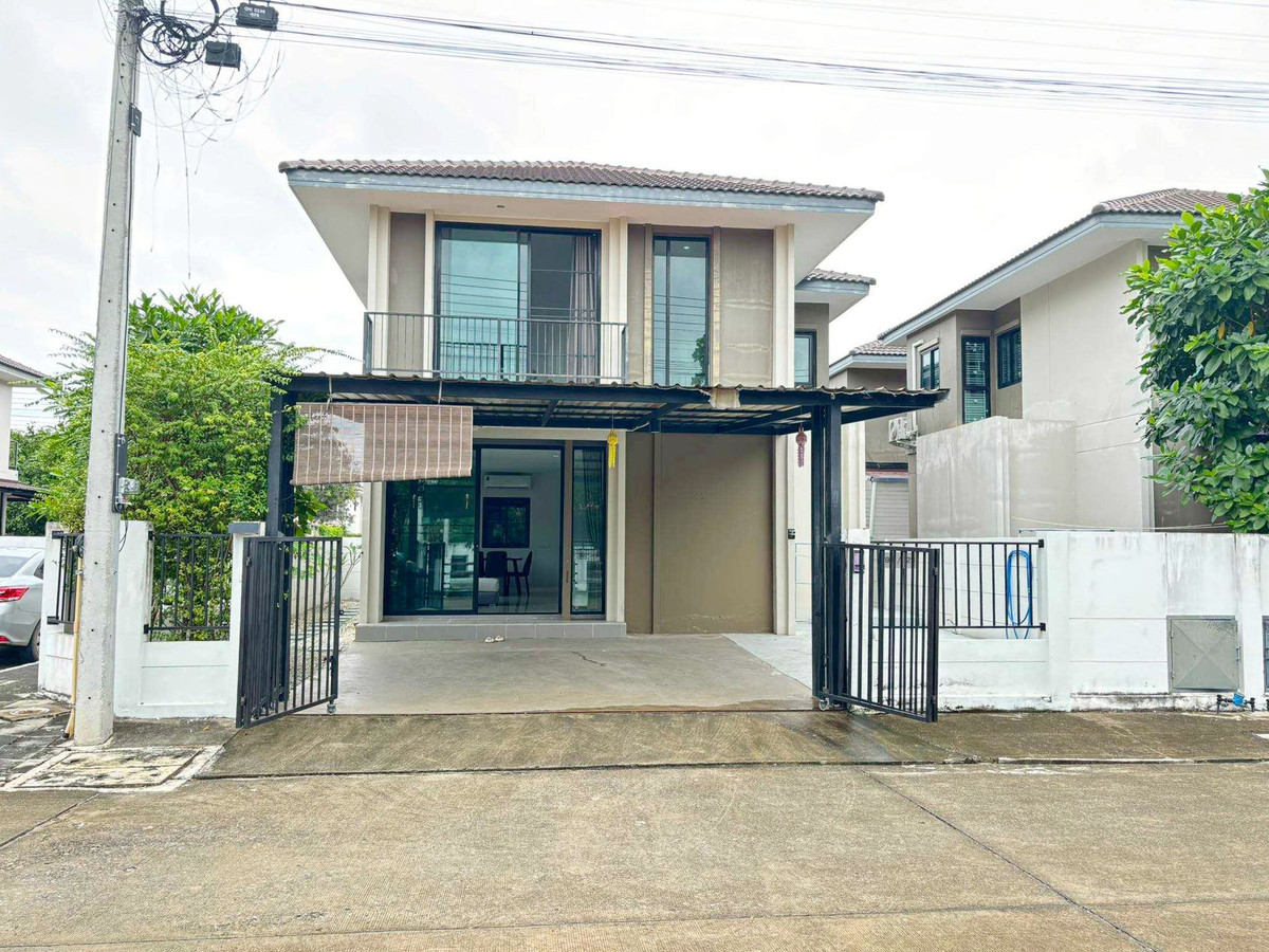 For RentHouseChiang Mai : House in the project For rent 15,000 baht per month, close to San Kamphaeng Water Park, just 5 minutes, No.13H669.