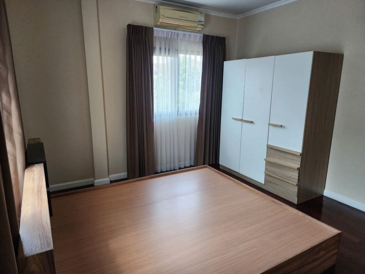 ให้เช่าบ้านลาดกระบัง สุวรรณภูมิ : ให้เช่า ศุภาลัย สุวรรณภูมิ เลขที่ 9/97 (ถ.อ่อนนุช-ลาดกระบัง) (ทิศตะวันออก อยู่หน้าสวน)