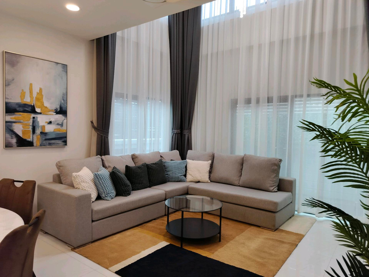 ให้เช่าบ้านบางนา แบริ่ง ลาซาล : ให่เช่าบ้าน เดอะ ซิตี้ บางนา 4 นอน พร้อมอยู่ ตกแต่งครบ ใกล้ห้างเมกา 
Tel: 083-966-3665 