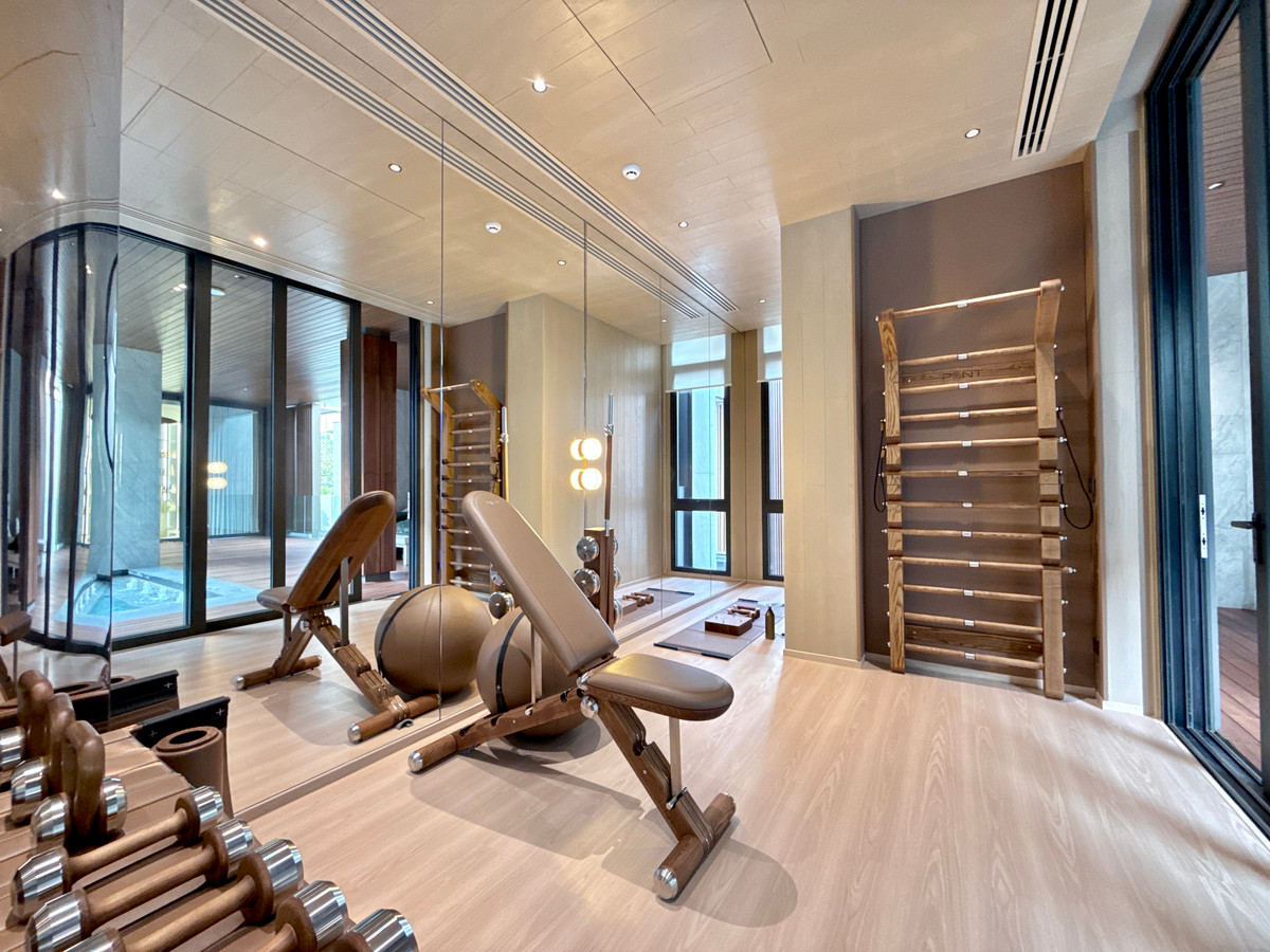 For SaleHouseBang Sue, Wong Sawang, Tao Pun : Very exclusive 3-story luxury house for sale, SONLE Residences Ratchadaphisek, Ultra Luxury Mansion in the heart of the city - only 5 exclusive homes from SC Asset, starting at 260 million baht.