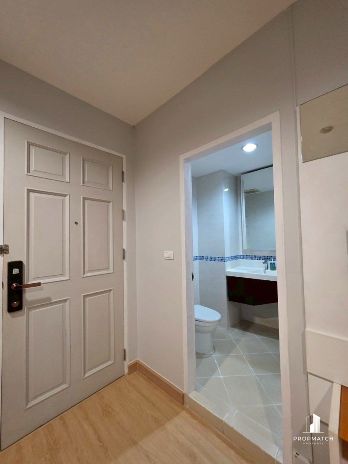 ขายคอนโดรัชดา ห้วยขวาง : Life@Ratchada-Huaikwang 1Bed 3.39Mb