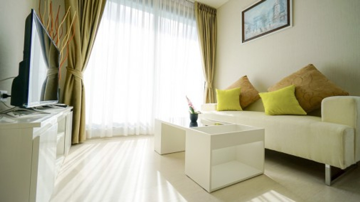 For RentCondoSukhumvit, Asoke, Thonglor : High floor 1 bed 1 bath 48 sqm condo at Rhythm Sukhumvit 42 for rent 32,000THB per month, Ekkamai BTS station