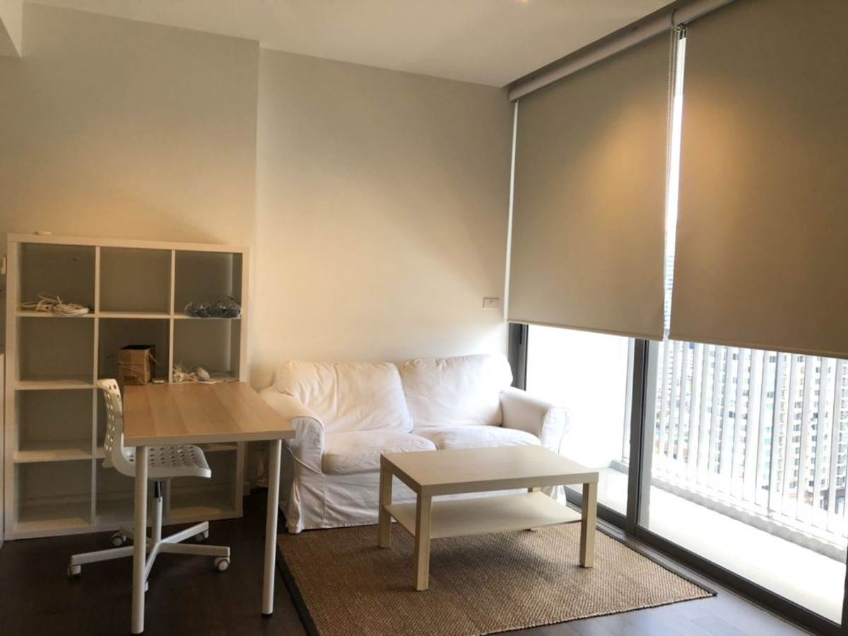 For SaleCondoSathorn, Narathiwat : Condo for sale NARA 9 Sathorn, 23rd floor, beautiful view, fully furnished, near BTS Chong Nonsi, full amenities, only 5.4 million baht.