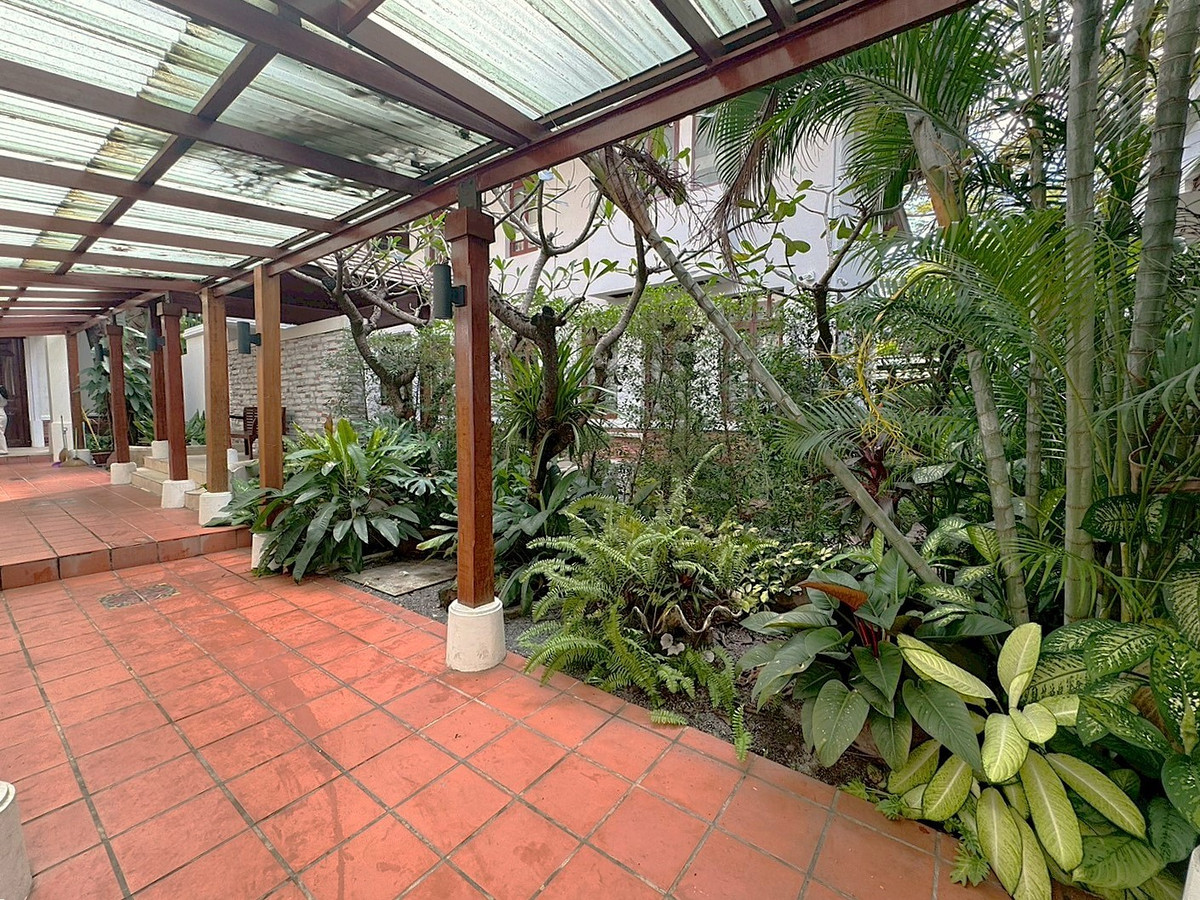 For RentHouseSukhumvit, Asoke, Thonglor : 🏡 Resort style detached house With private swimming pool, Ekkamai ** NO CO-AGENT **