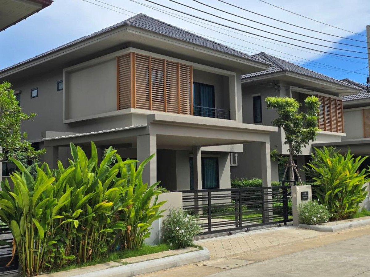 For SaleHouseSamut Prakan,Samrong : 2-story detached house for sale, COMO BOTANICA II, auspicious house number 333/14, fully furnished, just carry your bags and move in, good location, near MEGA Bangna, only 5 minutes.
