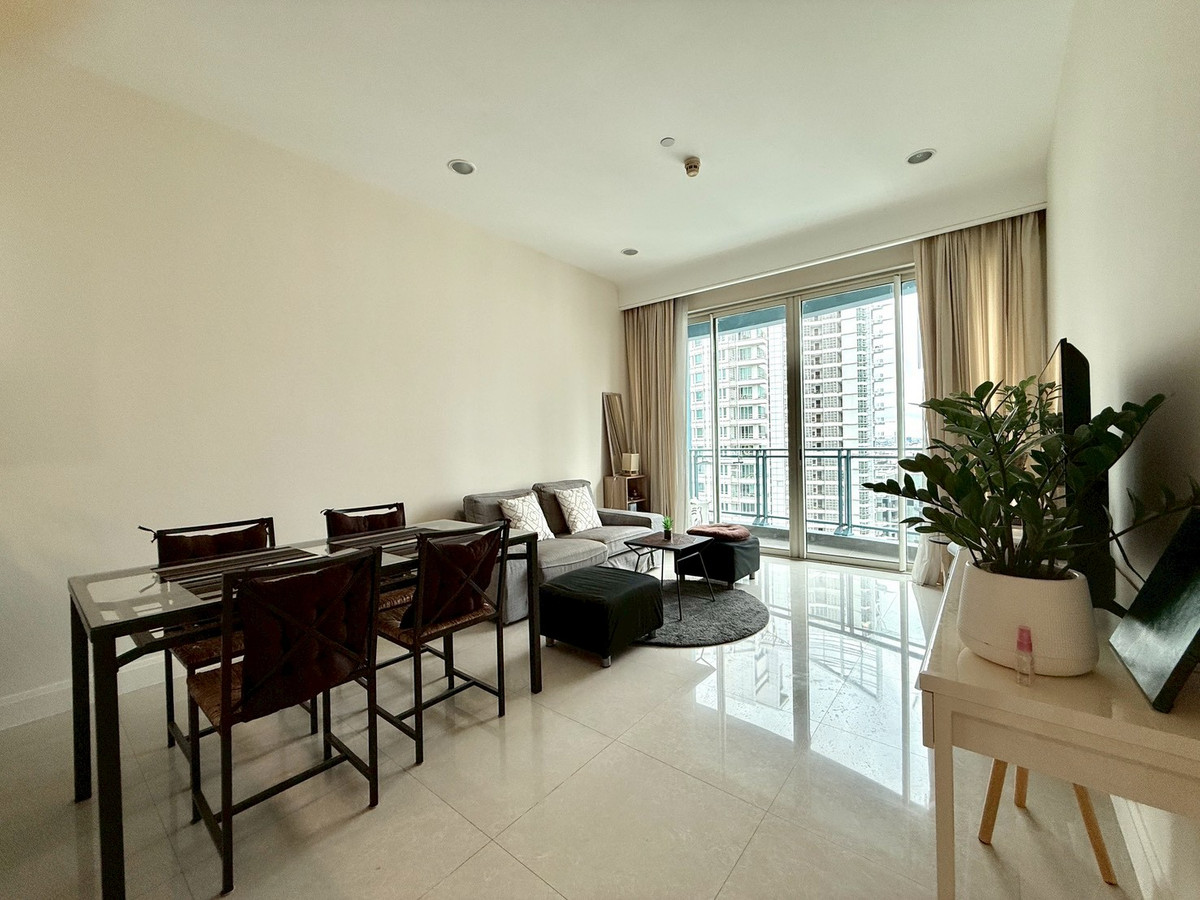 ขายคอนโดวิทยุ ชิดลม หลังสวน : ขาย คอนโดหรู ใจกลางหลังสวน | Q Langsuan ชั้น 25 คอนโด Freehold ทำเล Prime CBD ของกรุงเทพฯ