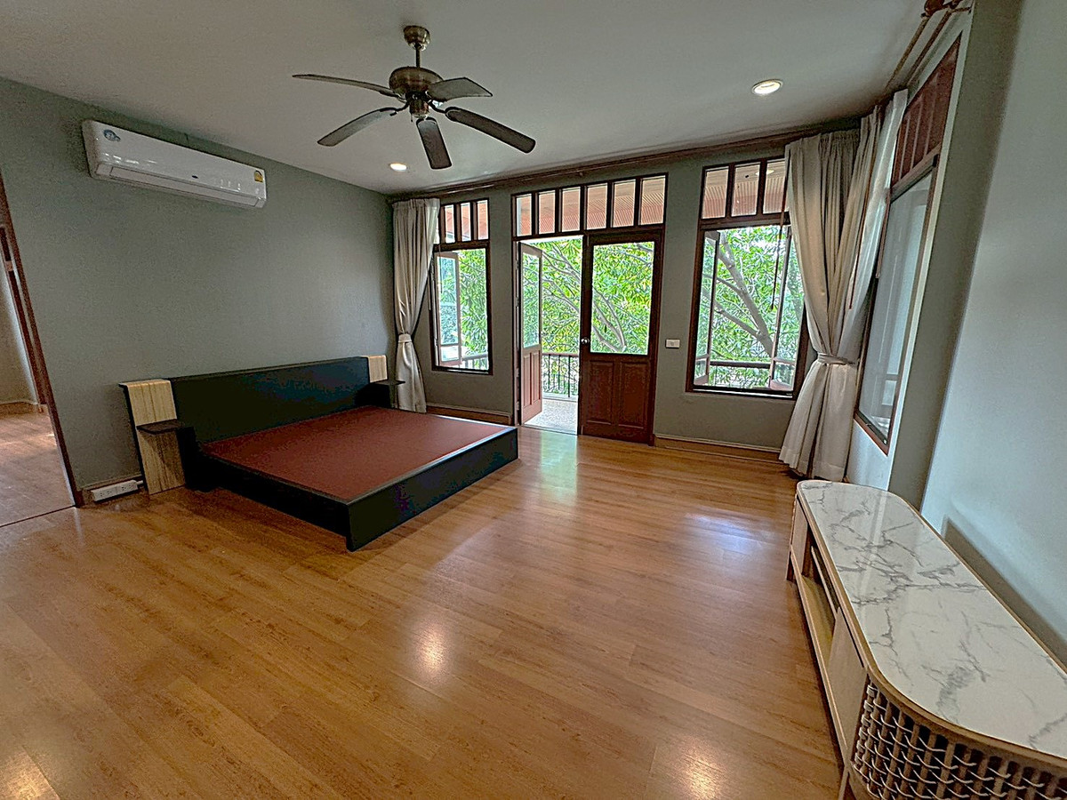 For RentHouseSukhumvit, Asoke, Thonglor : 🏡 Resort style detached house With private swimming pool, Ekkamai ** NO CO-AGENT **
