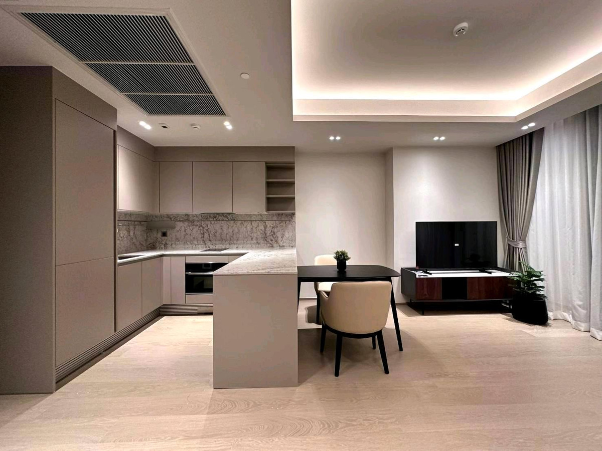 For RentCondoWitthayu, Chidlom, Langsuan, Ploenchit : ✨ Tonson One Residence – 1BR 57 sq m., simple, elegant room, warm like home. Ready to move in after the new year.