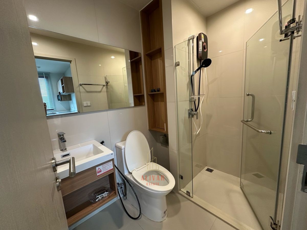 CondoBangna, Bearing, Lasalle : RC111325 Condo for sale/rent, corner room, 2 bedrooms, NUE Noble Centre Bangna, next to Central Bangna