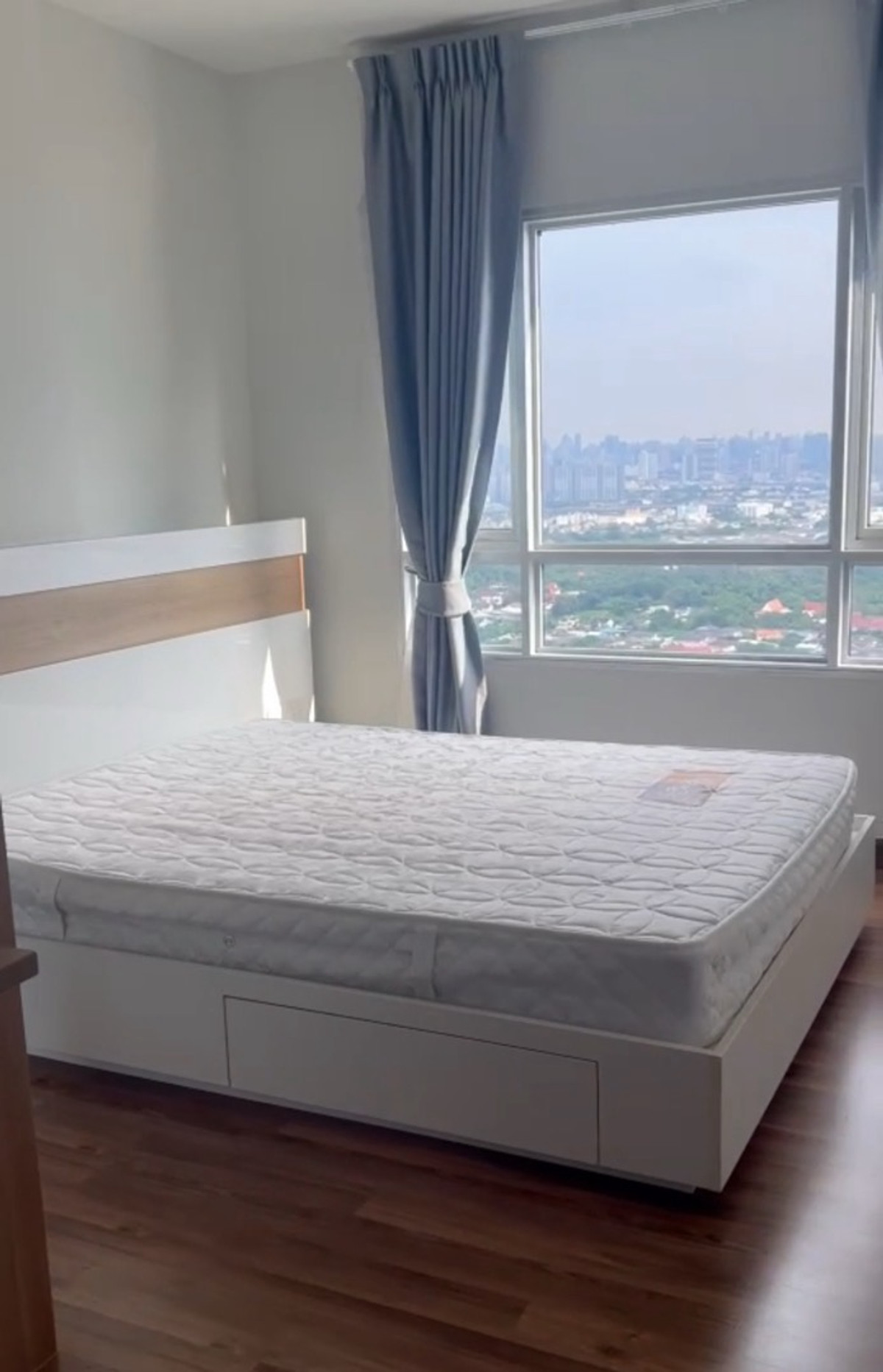 For RentCondoRattanathibet, Sanambinna : Condo Centric Tiwanon ready to move in 🩵❤️ /Line :@forucondo