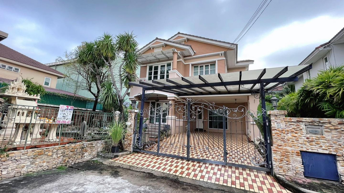 For SaleHouseSamut Prakan,Samrong : House for sale in Manthana Village 2, Soi Sri Dan 22.