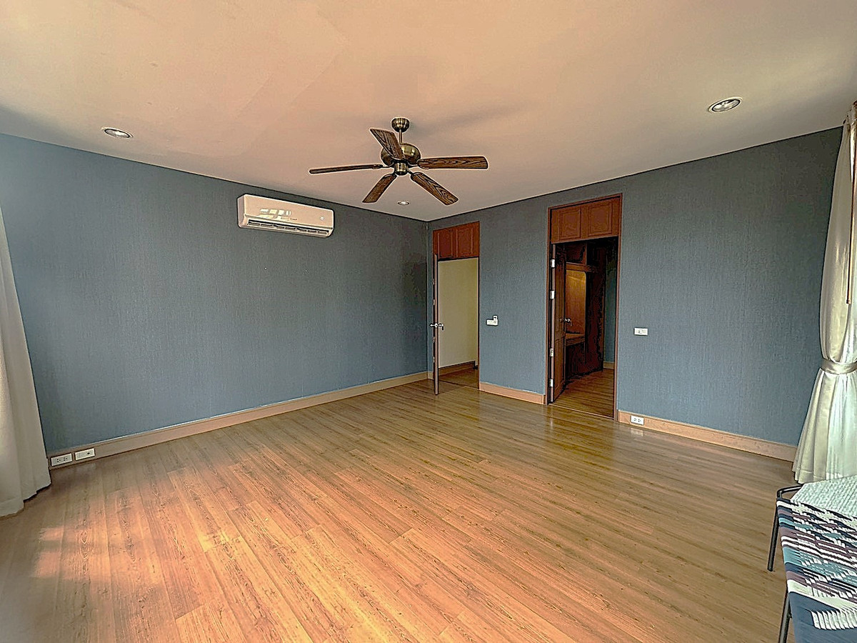 For RentHouseSukhumvit, Asoke, Thonglor : 🏡 Resort style detached house With private swimming pool, Ekkamai ** NO CO-AGENT **