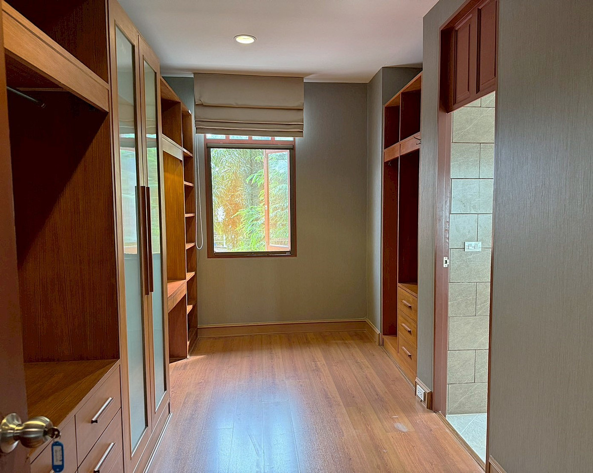 For RentHouseSukhumvit, Asoke, Thonglor : 🏡 Resort style detached house With private swimming pool, Ekkamai ** NO CO-AGENT **