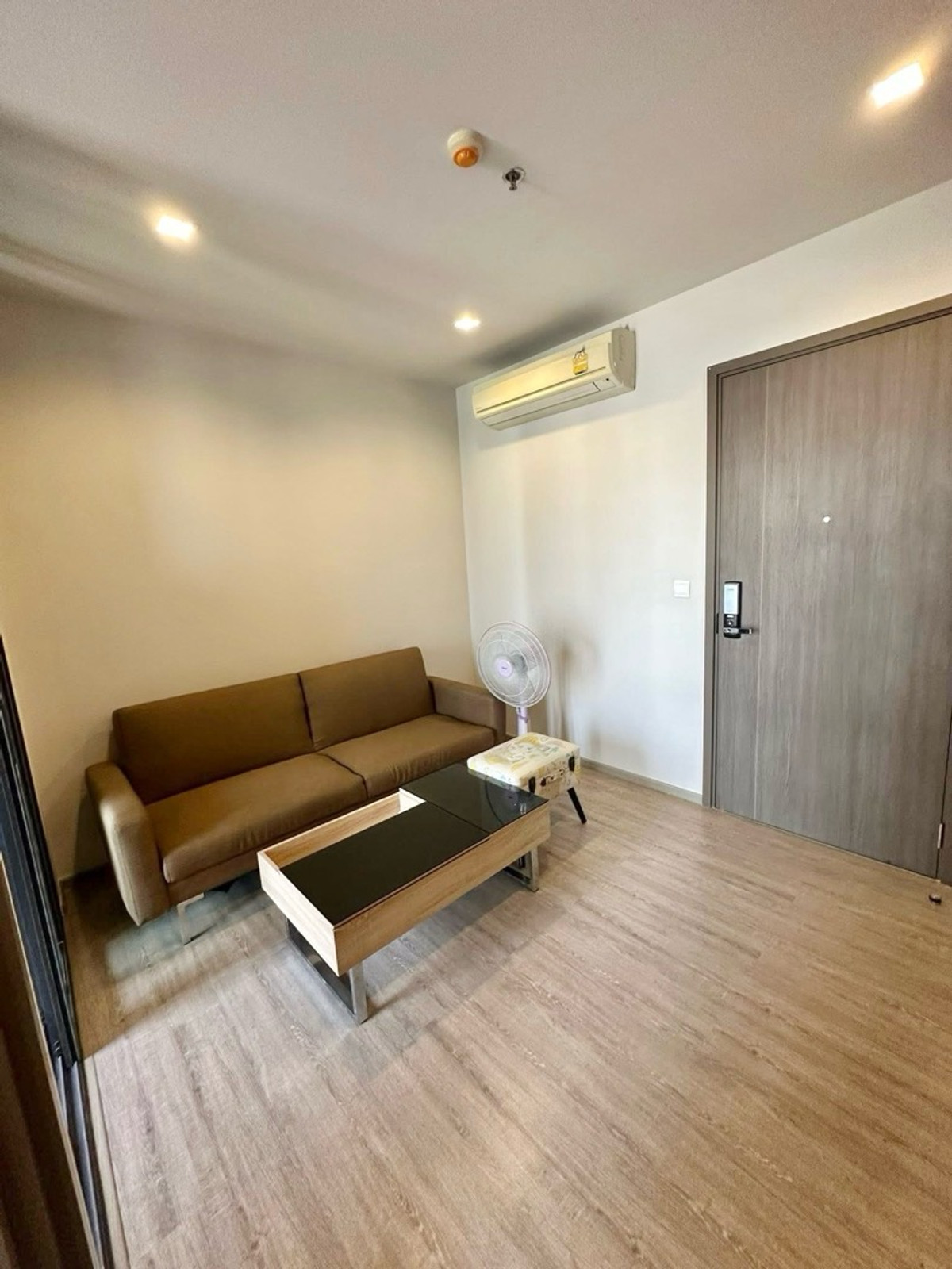 For RentCondoBang Sue, Wong Sawang, Tao Pun : /month