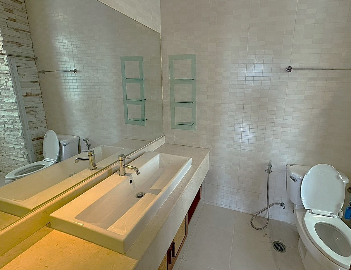 For RentHouseSukhumvit, Asoke, Thonglor : 🏡 Resort style detached house With private swimming pool, Ekkamai ** NO CO-AGENT **