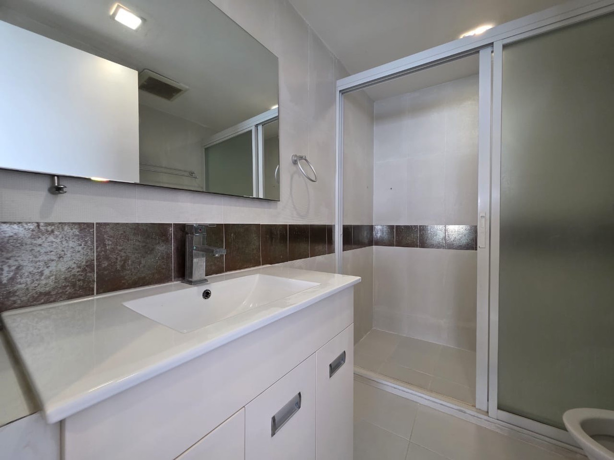 คอนโดพัทยา บางแสน ชลบุรี สัตหีบ : ขายคอนโด ซันไชน์ บีช คอนโดเทล นาจอมเทียน พัทยา Area 188 sqm.3 bedrooms, 3 bathrooms + Maid room. ชั้น 21th floor 