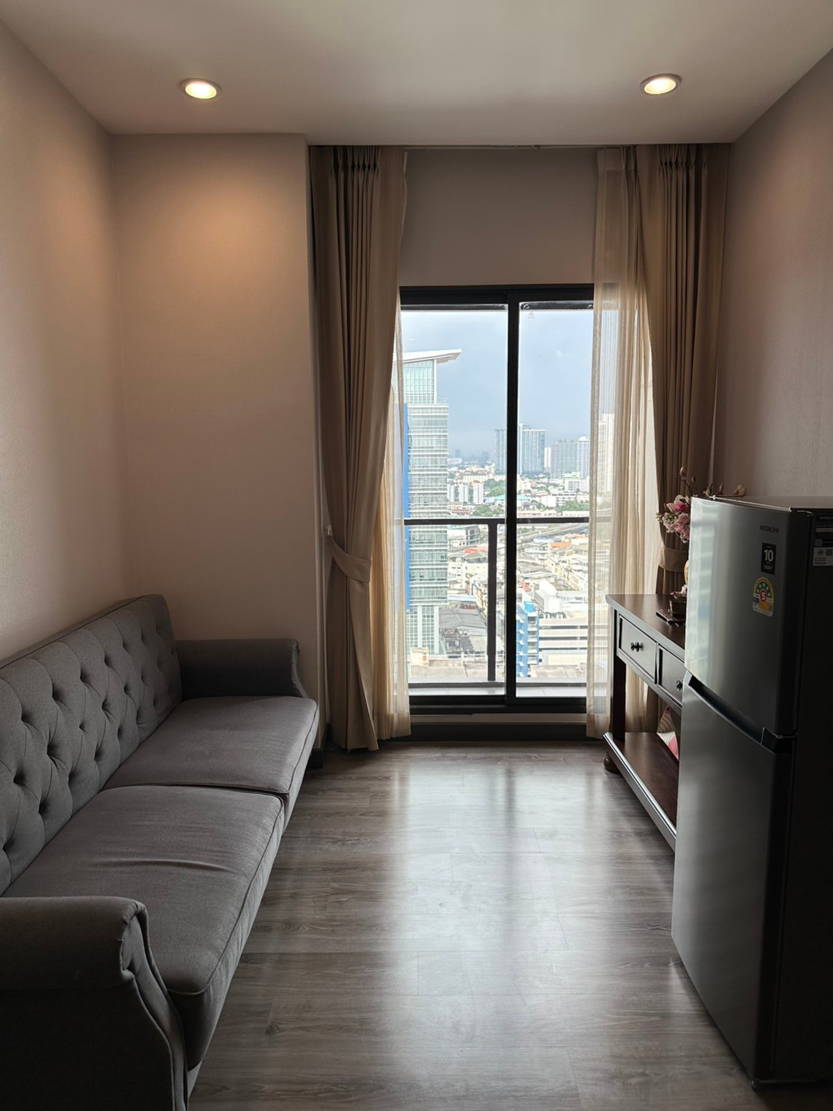 For RentCondoPinklao, Charansanitwong : ⭐️ Urbano Rajavithi ⭐️ 2 bedrooms, 1 bathroom, 47.64 sq m., beautiful room, ready to move in. Deliver complete facilities