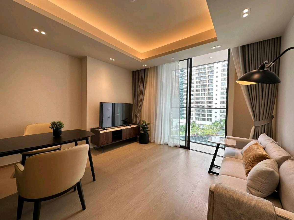 For RentCondoWitthayu, Chidlom, Langsuan, Ploenchit : ✨ Tonson One Residence – 1BR 57 sq m., simple, elegant room, warm like home. Ready to move in after the new year.