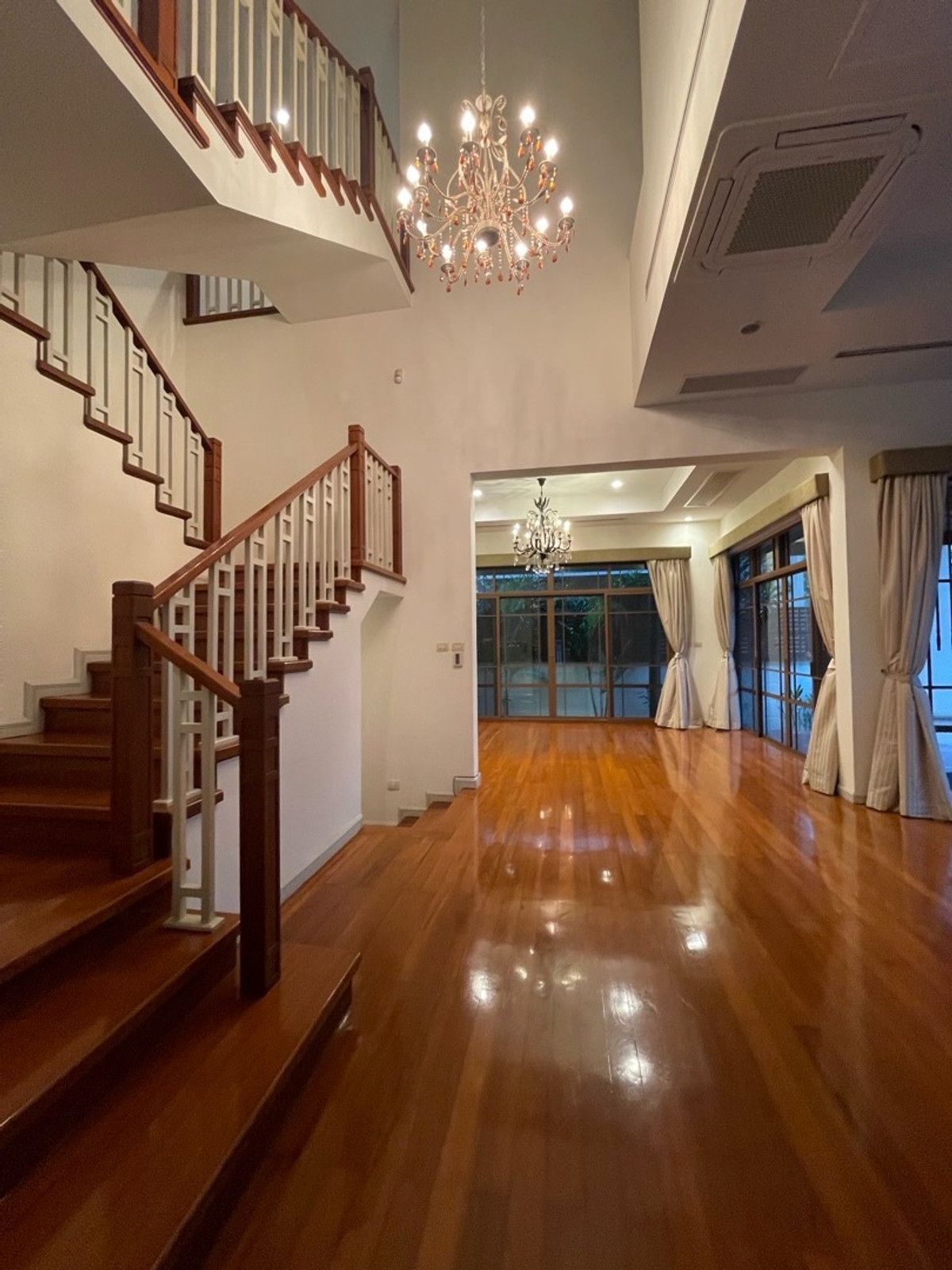 ให้เช่าบ้านอ่อนนุช อุดมสุข : Baan Sansiri Sukhumvit 67 Private swimming pool inside the house Prime Sukhumvit BTS Phra Khanong Station (Exit 1) @bhumdevelopment 