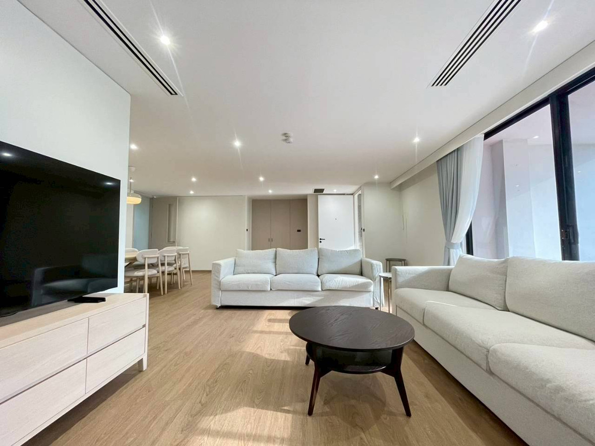 ให้เช่าคอนโดสาทร นราธิวาส : ให้เช่าคอนโดมิเนียม 4 ห้องนอน - สาทรซอย 1 เหมาะสำหรับครอบครัว