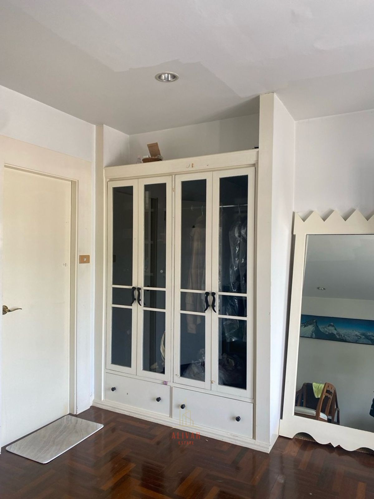 For RentTownhomeRatchadapisek, Huaikwang, Suttisan : RH102625 Townhouse, 3 floors, 4 bedrooms, fully furnished for rent at Rachadapisek, near BTS Ratchayothin