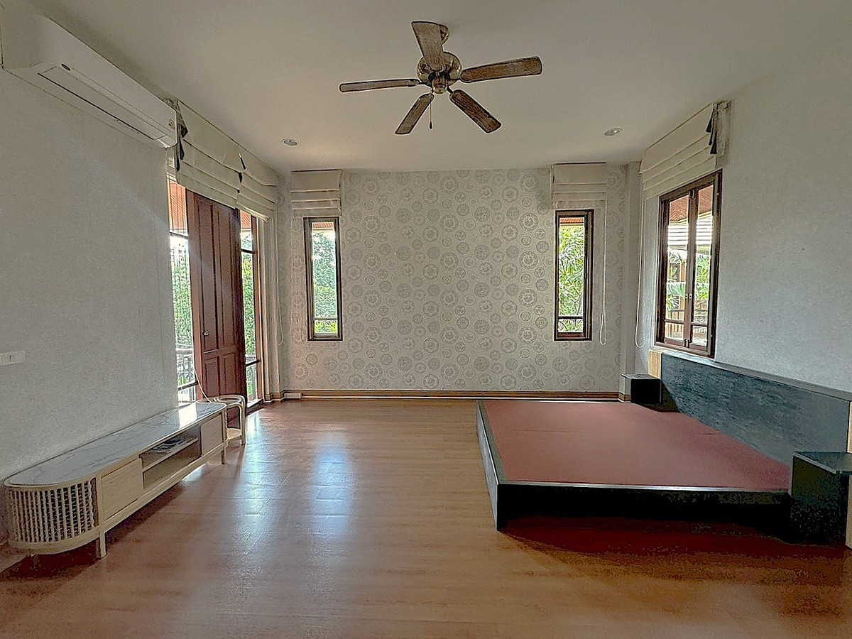 For RentHouseSukhumvit, Asoke, Thonglor : 🏡 Resort style detached house With private swimming pool, Ekkamai ** NO CO-AGENT **