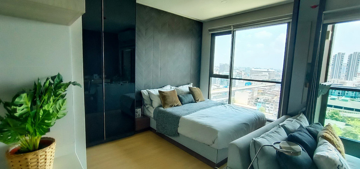 For SaleCondoKasetsart, Ratchayothin : 📢📢Condo for sale, Lumpini Park Phahon 32, near Kasetsart University, 1 bedroom, size 24 sq m., beautiful room, good view, complete common area, free! Transfer day expenses, convenient travel to Major Ratchayothin, Kasetsart University, SCB office, Ratchad