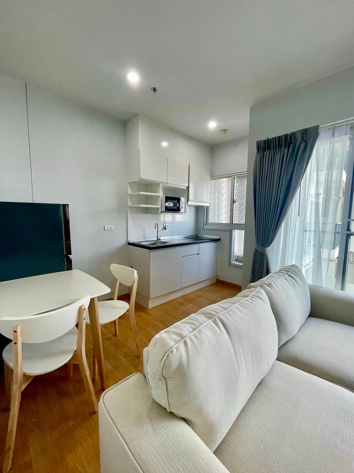 For RentCondoBang kae, Phetkasem : For rent, beautifully decorated room ✅Accepting reservations for available rooms 11/11 Condo The Parkland Phetkasem, next to MRT Lak Song.