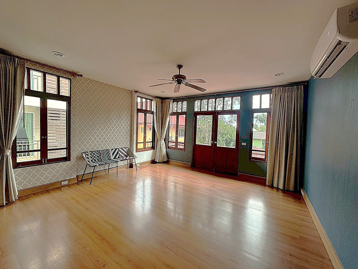 For RentHouseSukhumvit, Asoke, Thonglor : 🏡 Resort style detached house With private swimming pool, Ekkamai ** NO CO-AGENT **