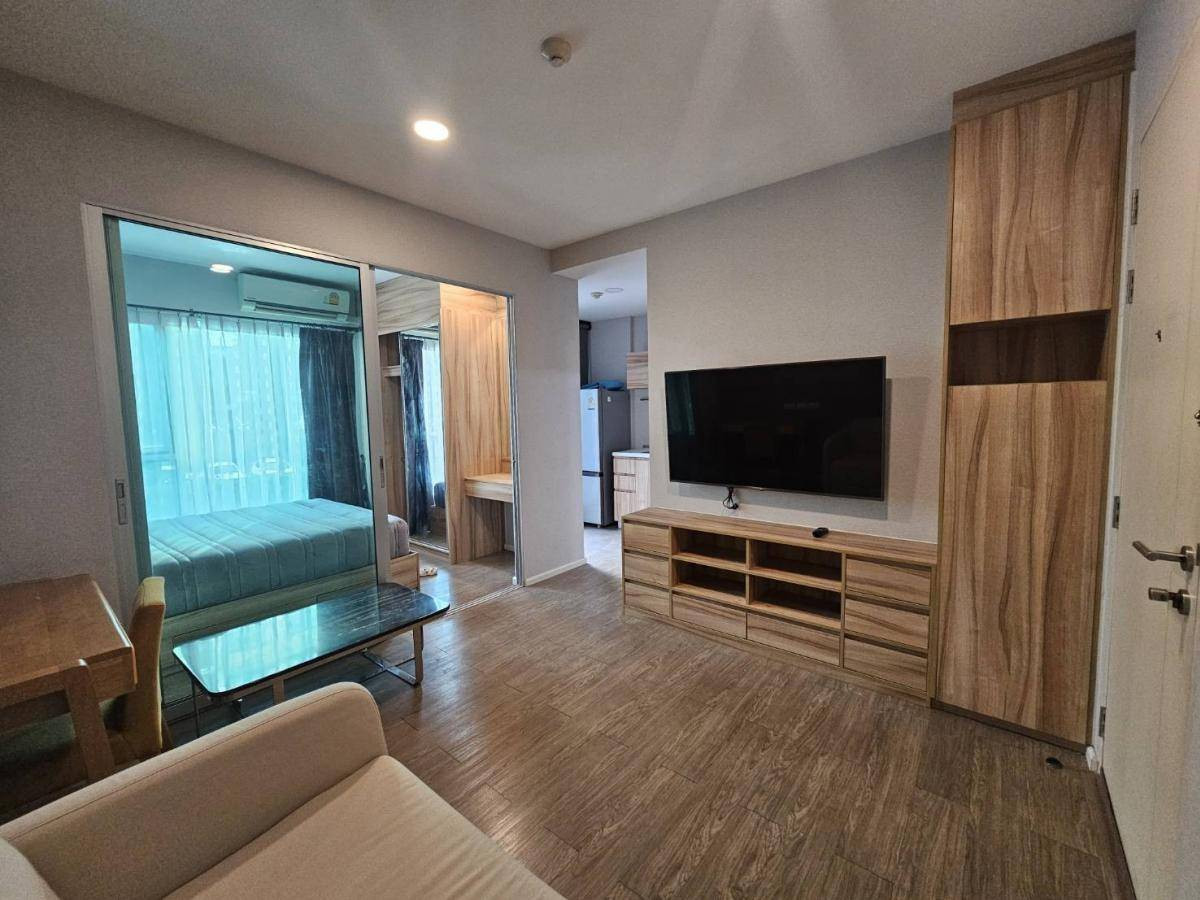 For RentCondoVipawadee, Don Mueang, Lak Si : Condo for rent: Happy Condo Don Mueang, The Terminal, near Ozone One Market, Don Mueang: only 3 minutes.