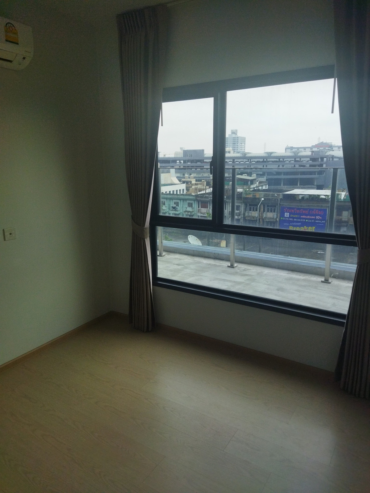 For SaleCondoRama9, Petchburi, RCA : (Code SM1557) Condo for sale The tree sukhumvit 71 - ekamai The Tree Sukhumvit 71 - Ekkamai has some electrical appliances.