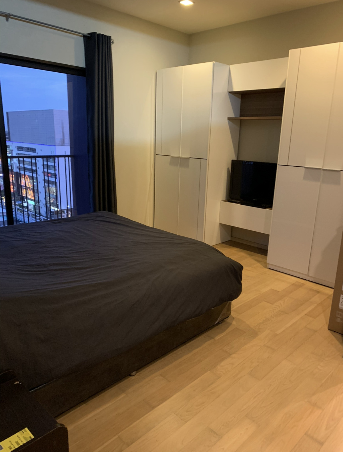 ให้เช่าคอนโดสุขุมวิท อโศก ทองหล่อ : ปล่อยเช่าด่วน!! พร้อมเข้าอยู่ 6 พ.ย. นี้ ใกล้ BTS เอกมัย / ห้องสวย จองได้ทันที✨Noble Reveal (โนเบิล รีวิล)