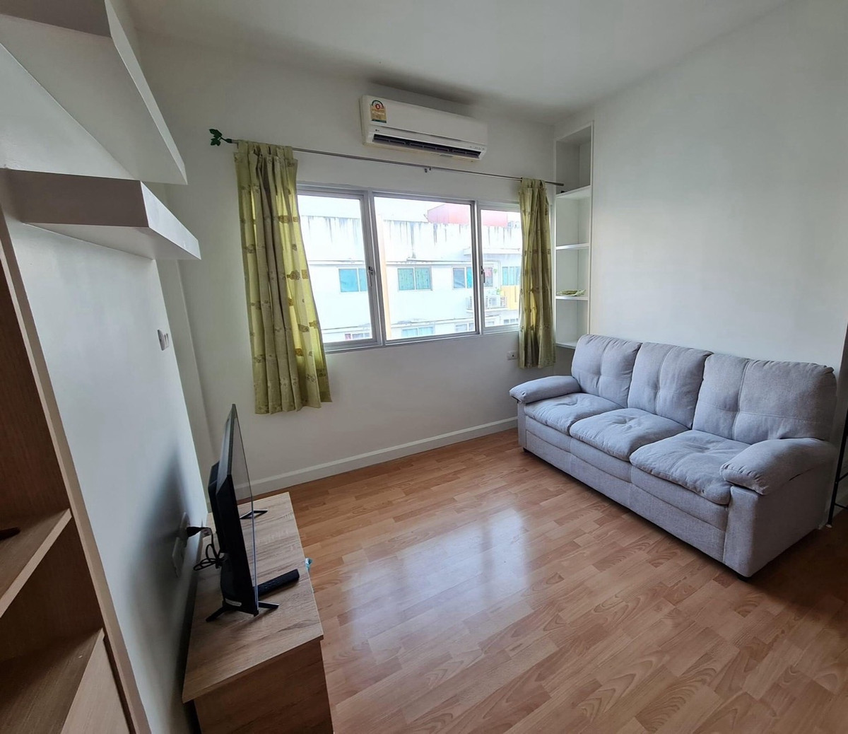 ให้เช่าคอนโดปิ่นเกล้า จรัญสนิทวงศ์ : ปล่อยเช่า My Condo ปิ่นเกล้า ตึก A 34 ตรม 10,000 บาท/เดือน