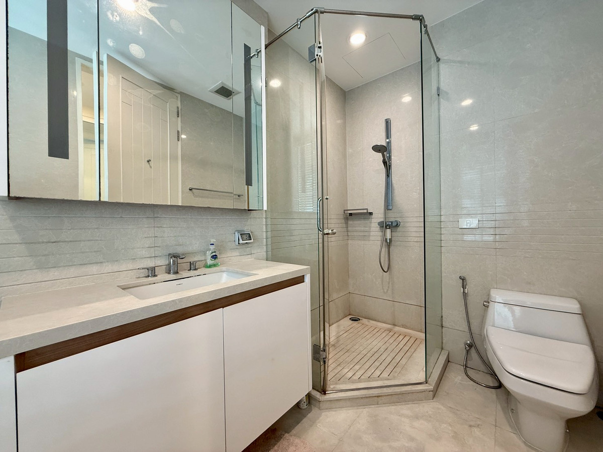 ขายคอนโดวิทยุ ชิดลม หลังสวน : ขาย คอนโดหรู ใจกลางหลังสวน | Q Langsuan ชั้น 25 คอนโด Freehold ทำเล Prime CBD ของกรุงเทพฯ