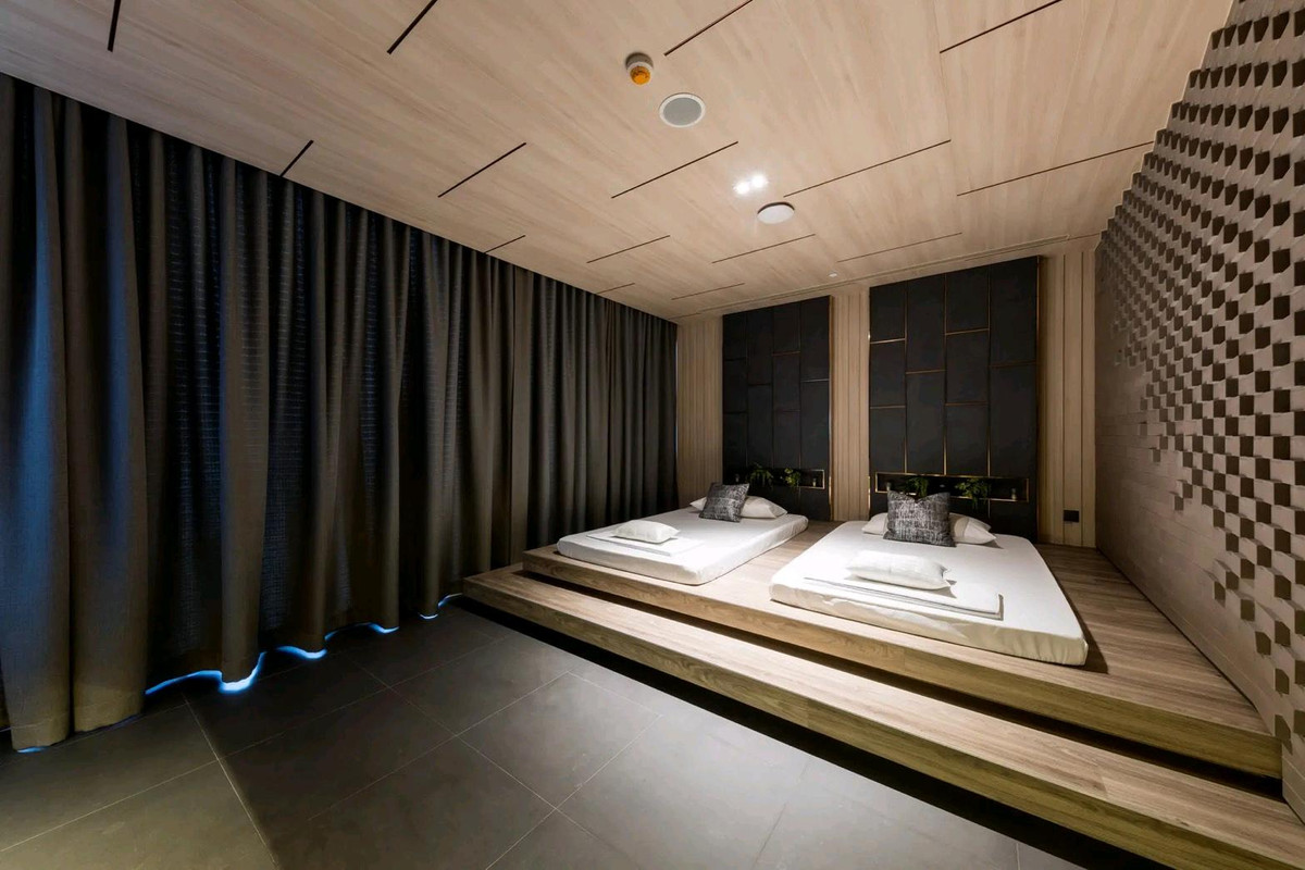 For SaleCondoSukhumvit, Asoke, Thonglor : 𝐇𝐎𝐓 𝐃𝐄𝐀𝐋 🔥 The Room Sukhumvit 38 final building promo 𝟏𝟎 units only❗️Ready to move in, massive discounts up to millions! Starts from 𝟕.𝟓 MB *𝟎𝟔𝟏-𝟒𝟓𝟎𝟎𝟗𝟒𝟒