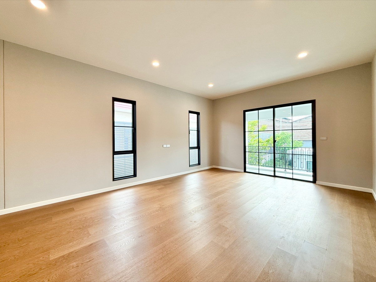 ขายบ้านสมุทรปราการ สำโรง : Else Bearing 32 บ้านเดี่ยว แปลงใหญ่ 170 ตร.วา  พร้อม Pool & Garden 📞 092-690-5445 โครงการ Private มีแค่ 4 หลัง ไม่มีค่าส่วนกลาง 