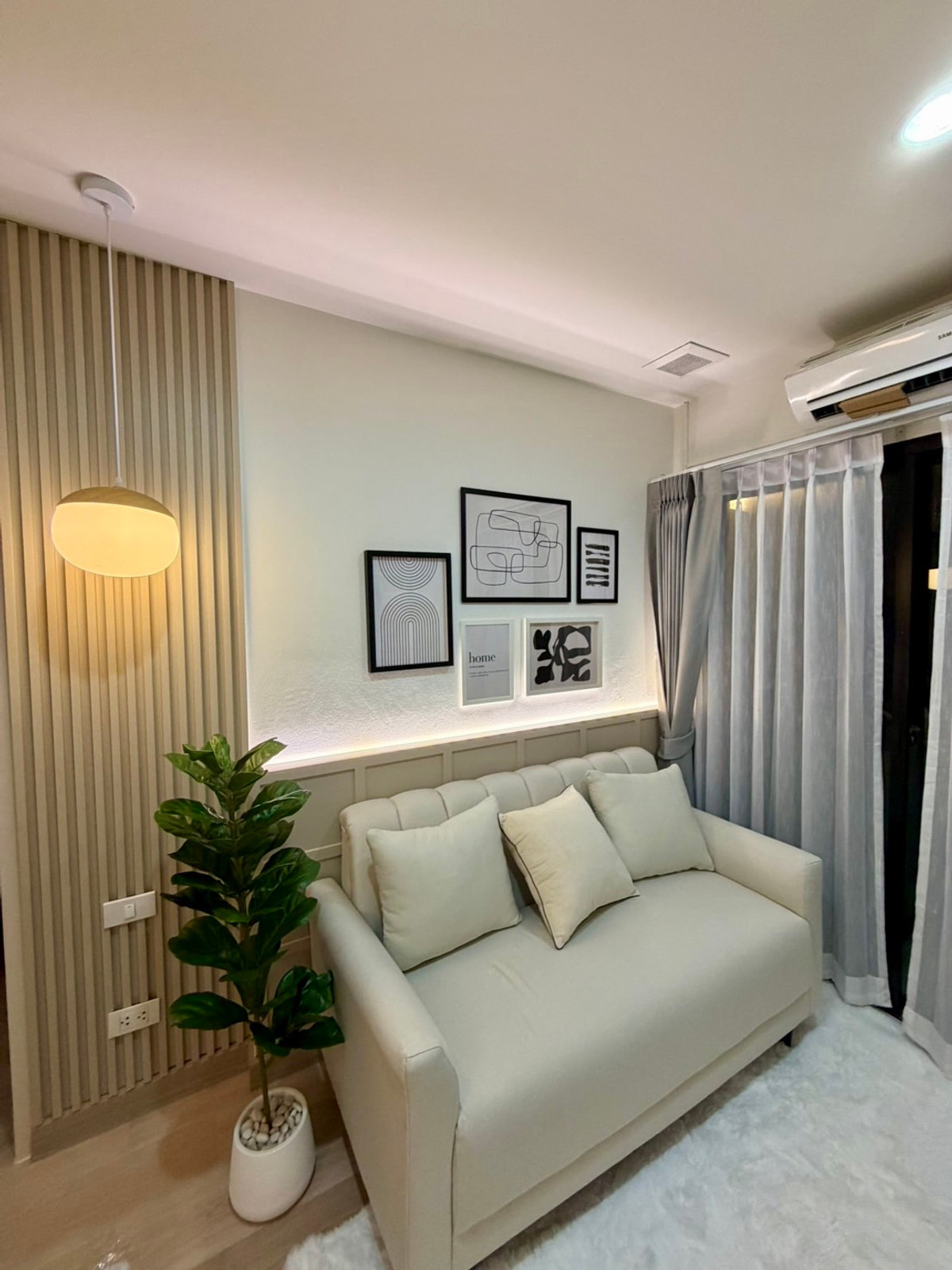 ขายคอนโดแจ้งวัฒนะ เมืองทอง : ฮอลล์มาร์ค งามวงศ์วาน Hallmark Ngamwongwan ห้องมุม MRT แยกติวานนท์ หลังกระทรวงสาธารณะสุข