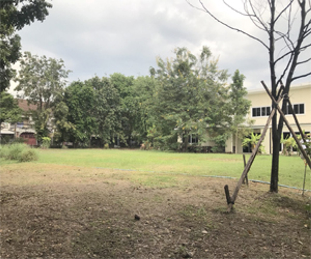 ขายบ้านวิภาวดี ดอนเมือง หลักสี่ : ขายที่ดินพร้อมบ้าน เนื้อที่ 5 ไร่ ใกล้ดอนเมือง