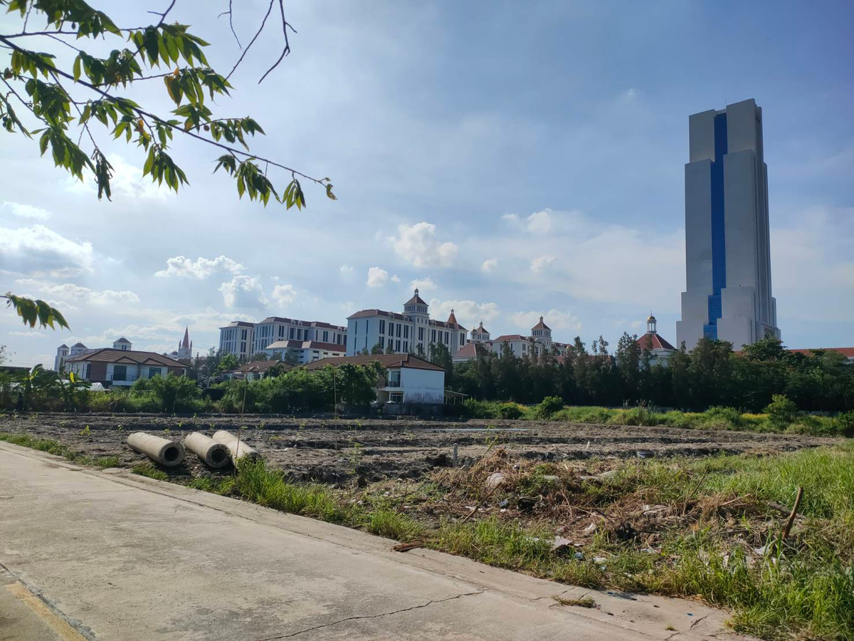 ขายกิจการโรงแรม & กิจการอพาร์ตเมนต์บางนา แบริ่ง ลาซาล : ขายที่ดินเปล่า ขนาด 2 ไร่ 1งาน 92 ตร.วา   ใกล้ ม.Abac บางนาตราด กม.26