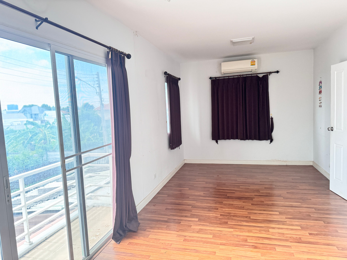 For SaleHousePattaya, Bangsaen, Chonburi : Detached House Pruksa Nara Nongmon - Chonburi / 3 Bedrooms (FOR SALE) YEAN043