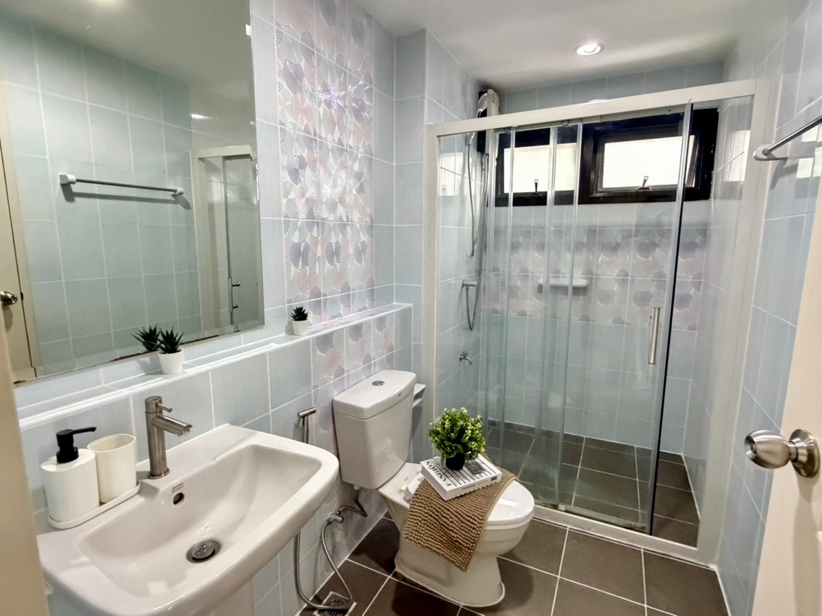 ขายคอนโดแจ้งวัฒนะ เมืองทอง : ฮอลล์มาร์ค งามวงศ์วาน Hallmark Ngamwongwan ห้องมุม MRT แยกติวานนท์ หลังกระทรวงสาธารณะสุข