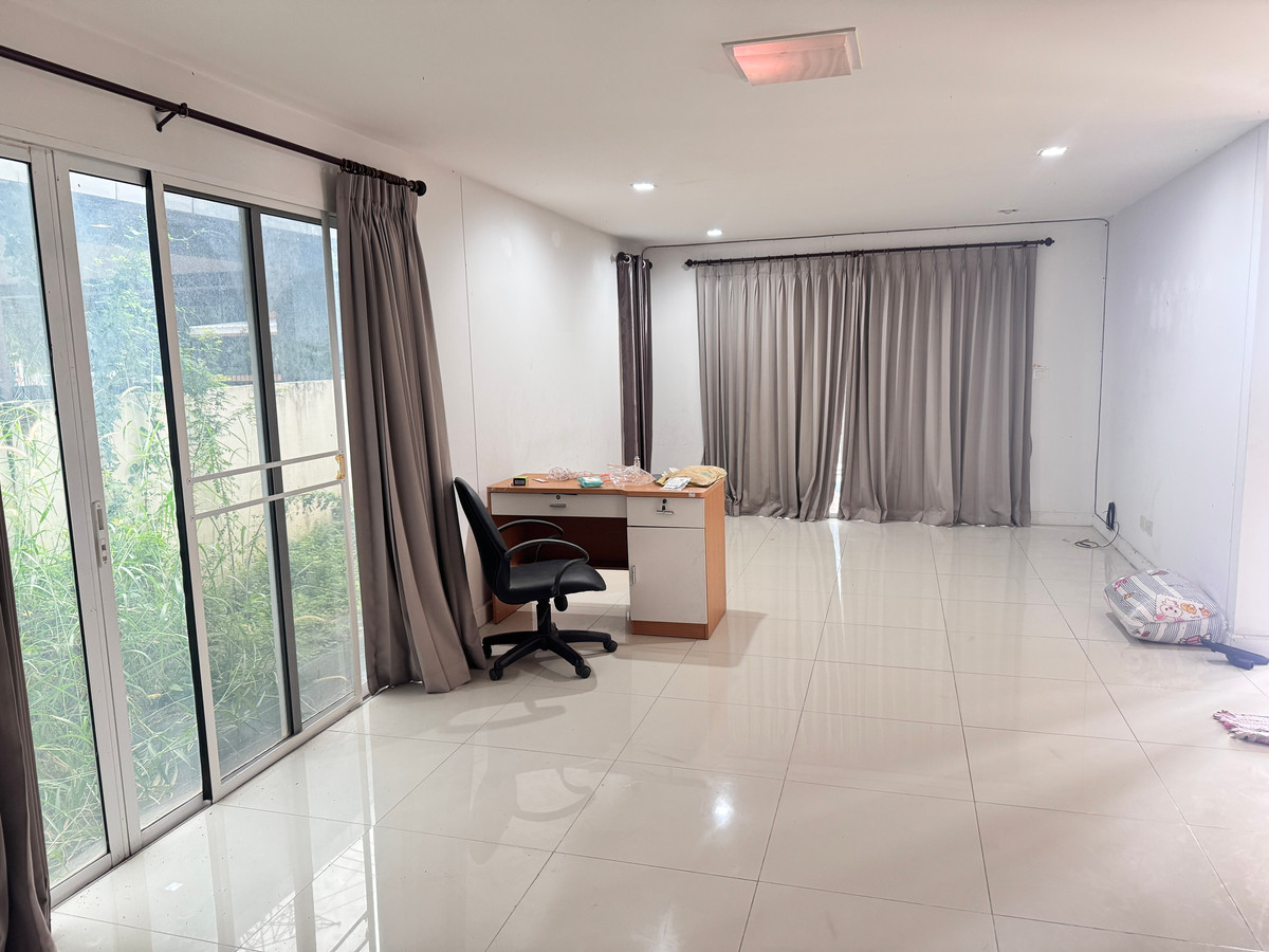 For SaleHousePattaya, Bangsaen, Chonburi : Detached House Pruksa Nara Nongmon - Chonburi / 3 Bedrooms (FOR SALE) YEAN043