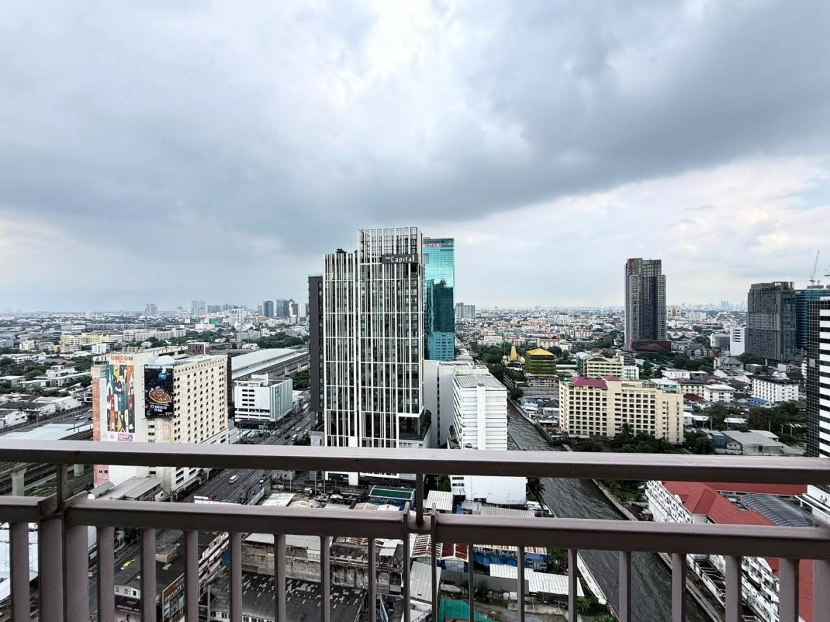 ให้เช่าคอนโดพระราม 9 เพชรบุรีตัดใหม่ RCA : 🔥ให้เช่าด่วน🔥 ทรู ทองหล่อ ห้องกว้าง วิวไม่บล็อค เฟอร์นิเจอร์ครบพร้อมเข้าอยู่ ใกล้รถไฟฟ้า BTS ทองหล่อ