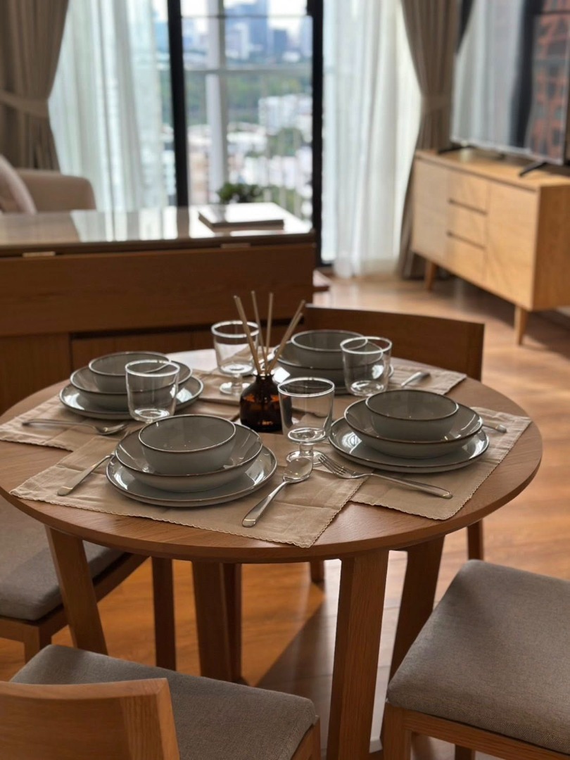 For RentCondoSukhumvit, Asoke, Thonglor : 🔥Urgent for rent🔥 Park 24, spacious room, beautiful view, fully furnished, ready to move in, near BTS Phrom Phong