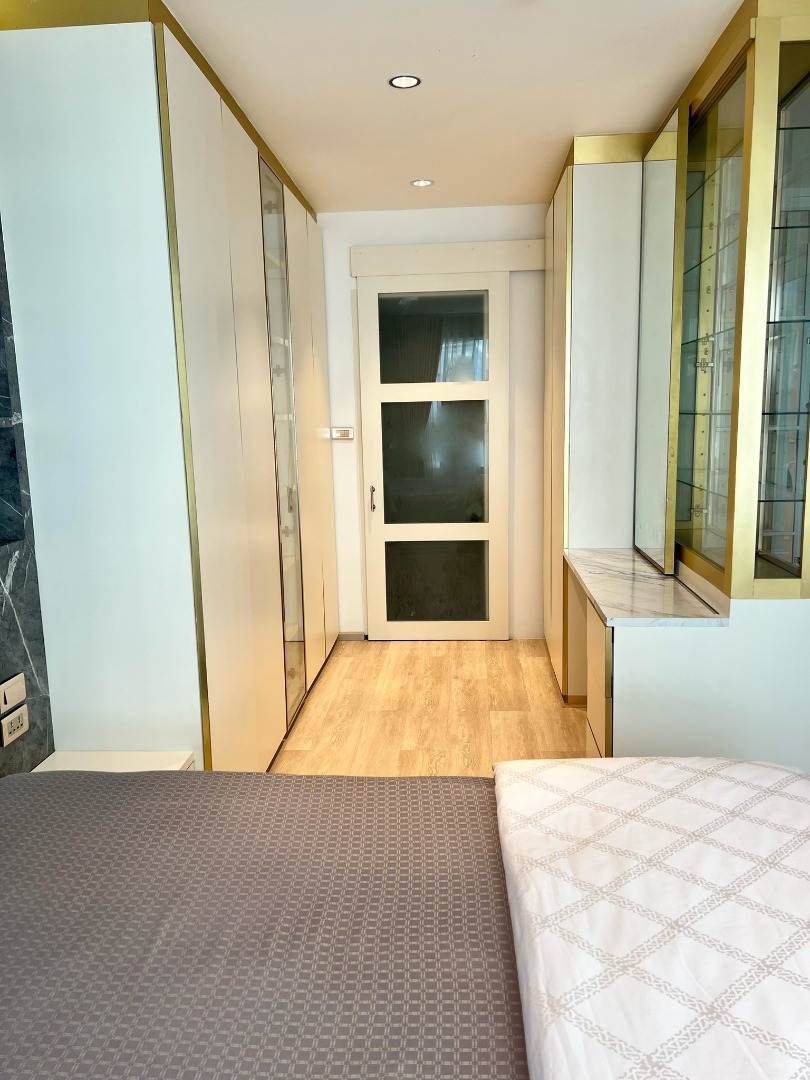 For RentCondoSukhumvit, Asoke, Thonglor : 🔥Urgent Rent🔥 The Clover Thonglor, fully furnished, ready to move in, near BTS Thonglor.