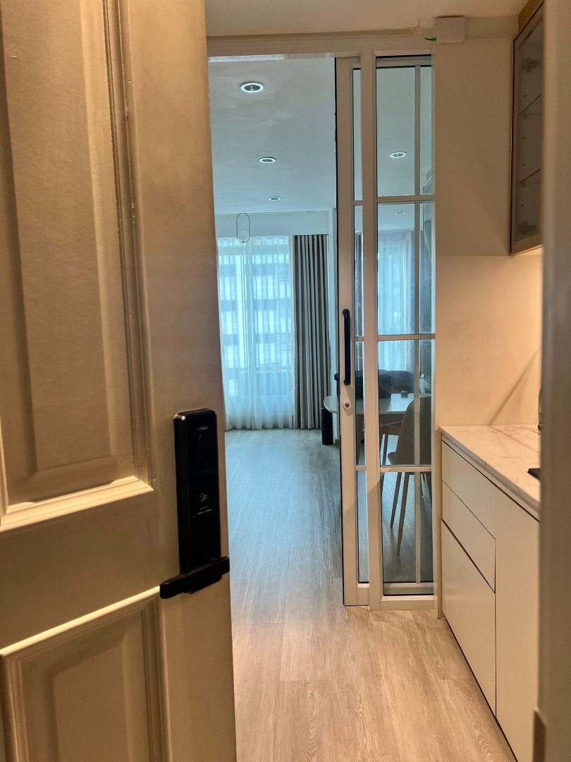 For RentCondoSukhumvit, Asoke, Thonglor : 🔥Urgent Rent🔥 The Clover Thonglor, fully furnished, ready to move in, near BTS Thonglor.