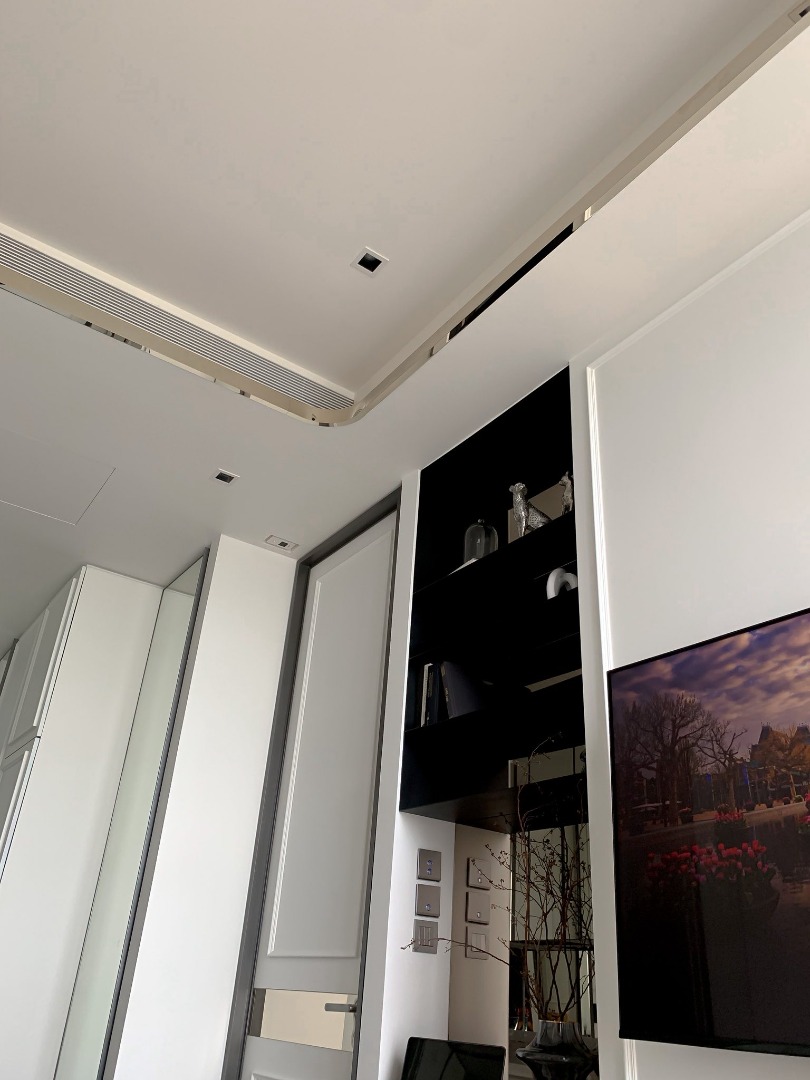 ให้เช่าคอนโดวิทยุ ชิดลม หลังสวน : 🔥ให้เช่าด่วน🔥ทเวนตี้เอท ชิดลม ห้องตกแต่งหรู (ทิศตะวันออก) เฟอร์นิเจอร์ครบพร้อมเข้าอยู่ ใกล้รถไฟฟ้า BTS ชิดลม เพียง 280 ม.