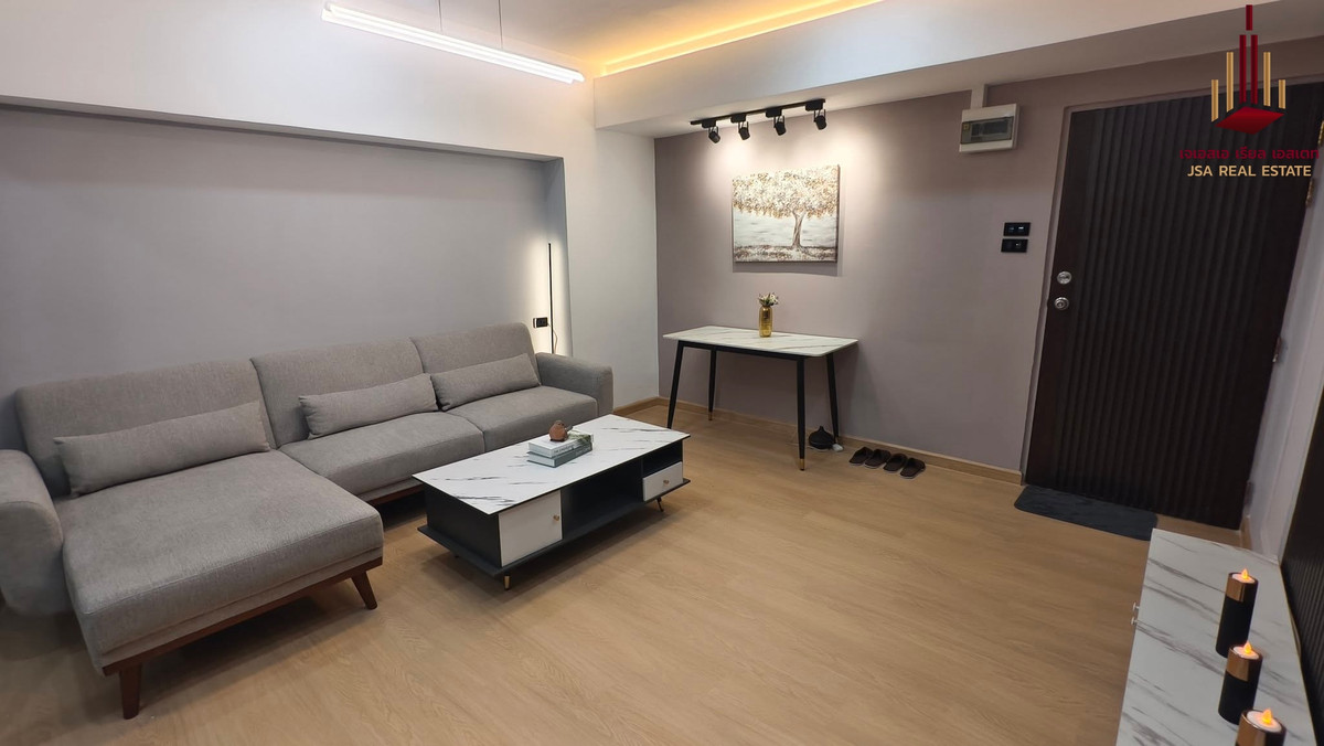 ขายคอนโดสาทร นราธิวาส : ✨ For Sale: Merlin Tower Condo ✨  💰 Only 1,790,000 THB