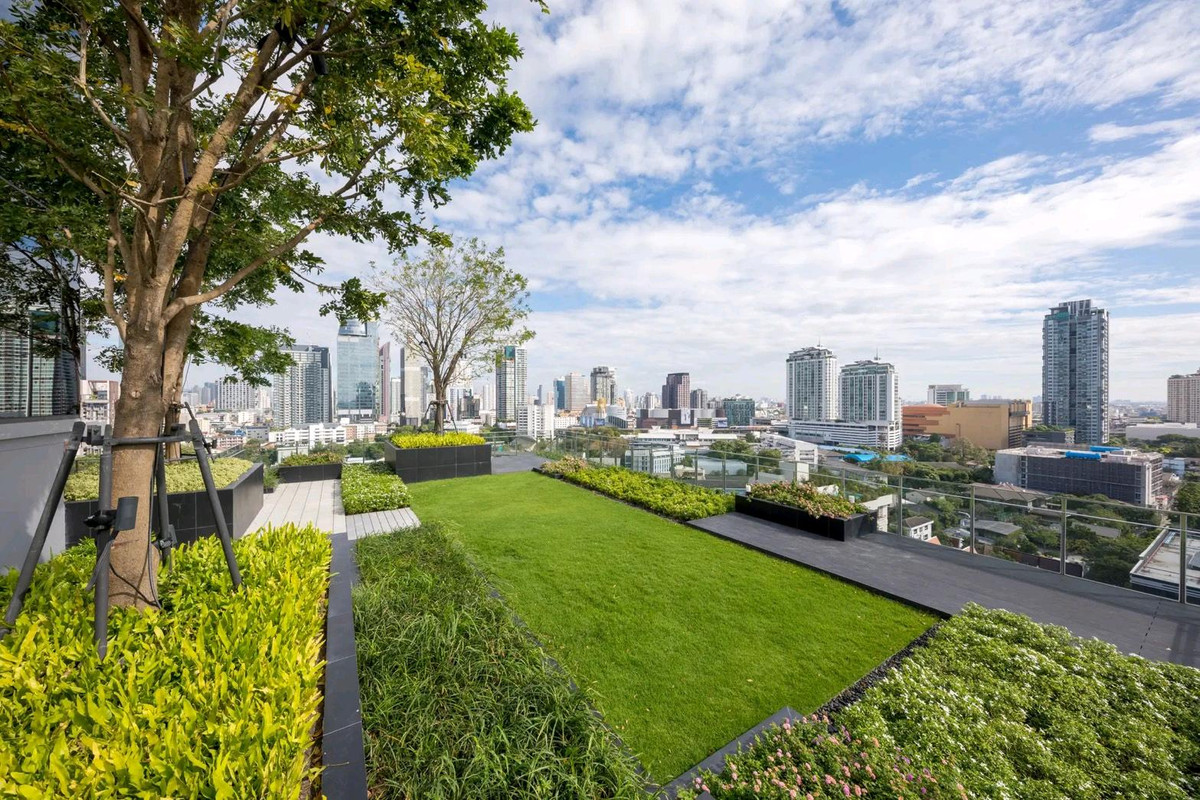 For SaleCondoSukhumvit, Asoke, Thonglor : 𝐇𝐎𝐓 𝐃𝐄𝐀𝐋 🔥 The Room Sukhumvit 38 final building promo 𝟏𝟎 units only❗️Ready to move in, massive discounts up to millions! Starts from 𝟕.𝟓 MB *𝟎𝟔𝟏-𝟒𝟓𝟎𝟎𝟗𝟒𝟒